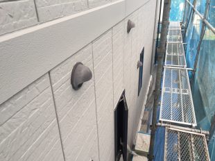 本日も長野市にてガイナ塗装を行っています。 Before 写真
