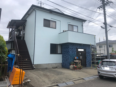長野市石渡で 金属屋根とモルタル外壁の塗装を行いました 写真
