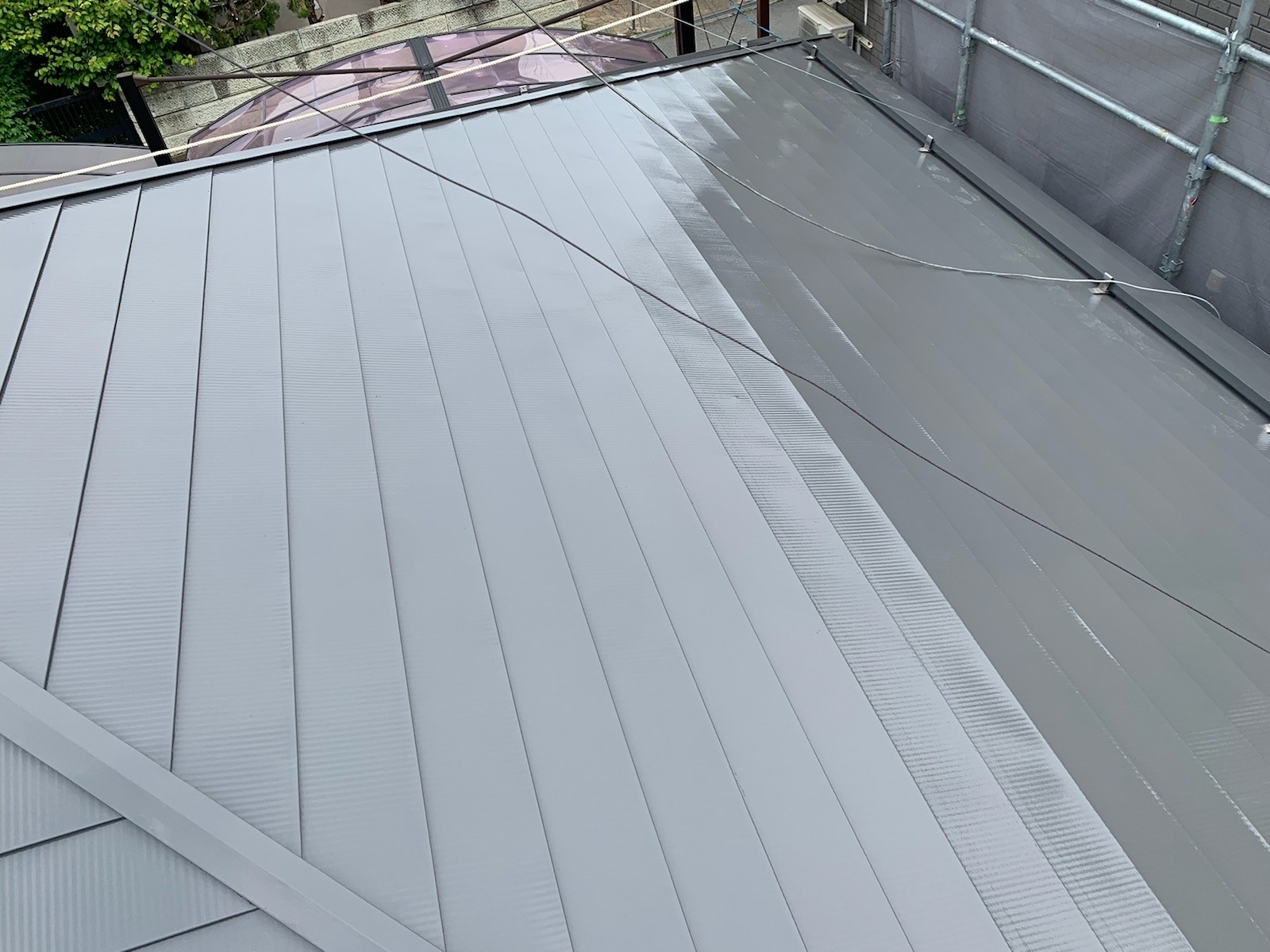 長野市栗田　金属屋根の塗装工事を行いました 写真