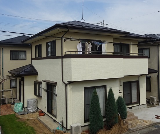 長野市高田で、屋根・外壁塗装を行いました After 写真