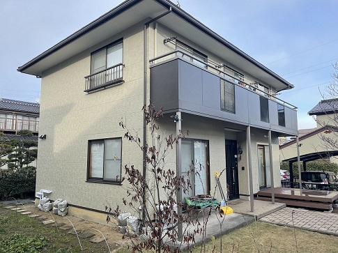 長野市吉田で戸建住宅の塗装工事、ウッドデッキのリフォームを行いました 写真