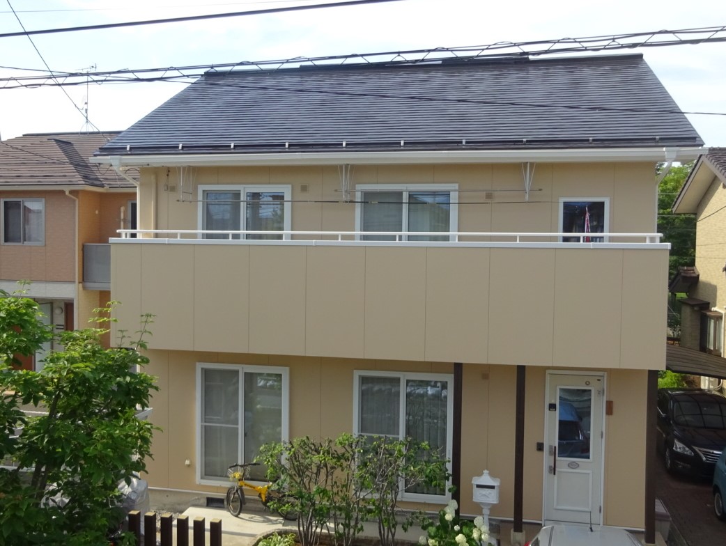長野市南堀で、屋根と外壁塗装、ベランダの防水工事を行いました After 写真