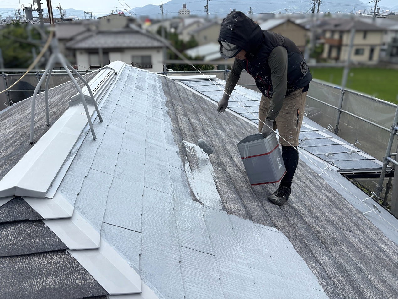 屋根下塗り