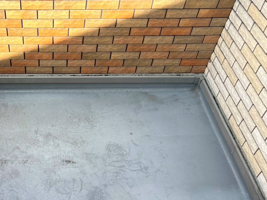 長野市　K様邸　バルコニーコーキング工事 Before 写真