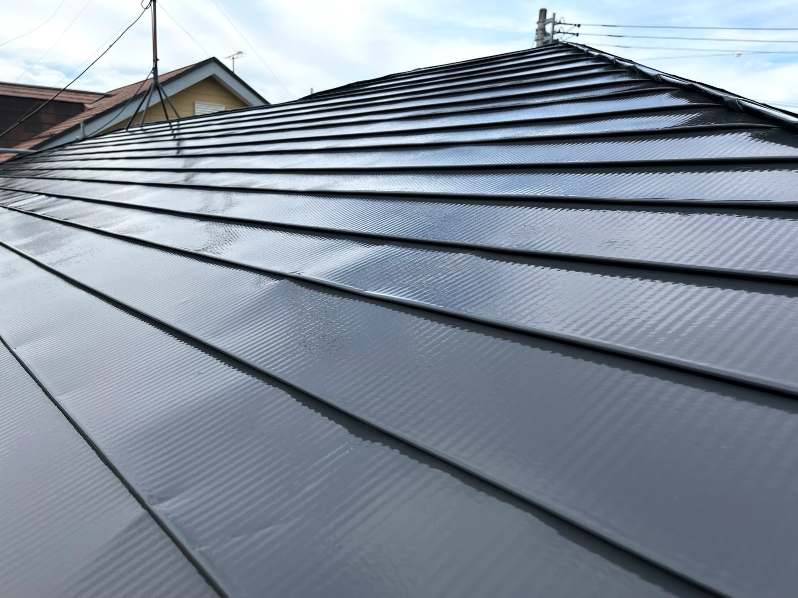 屋根上塗り後