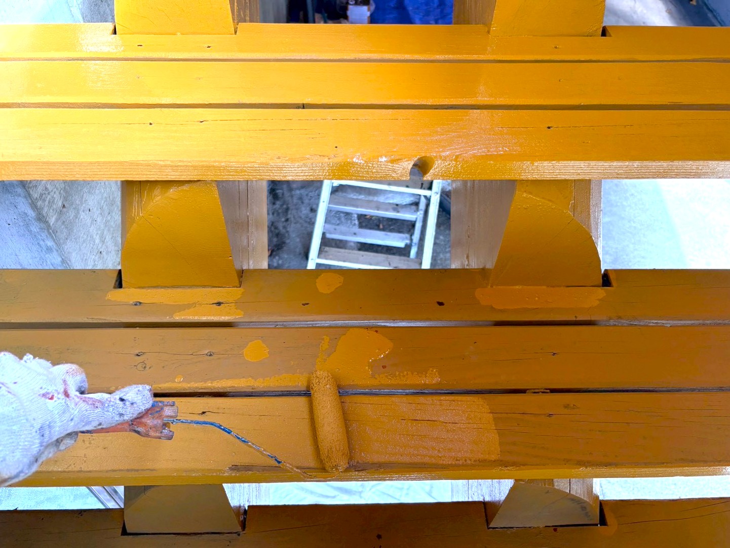 上塗り１回目（階段）