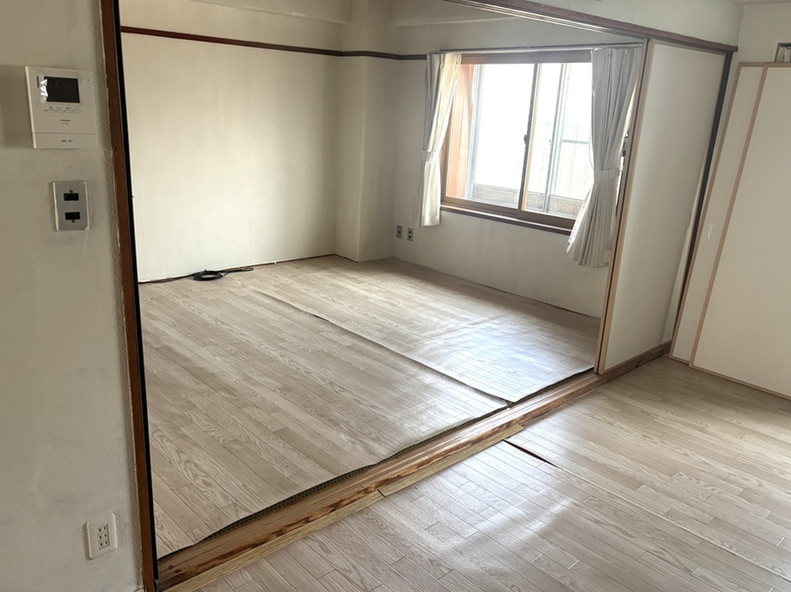 松本市　賃貸住宅　床リフォーム工事 Before 写真