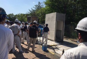 勉強会にも参加しています