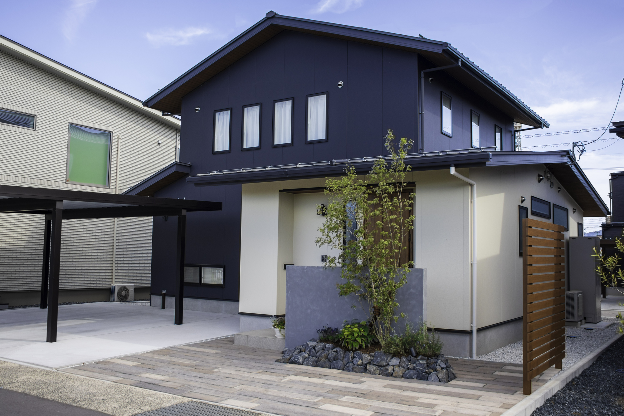 人気のテイスト】古い家を